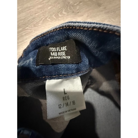 Express 70s Flare Mid Rise Jeans Ultra Hyper Stretch Womens Size Large 12/14/16 - Picture 4 of 7